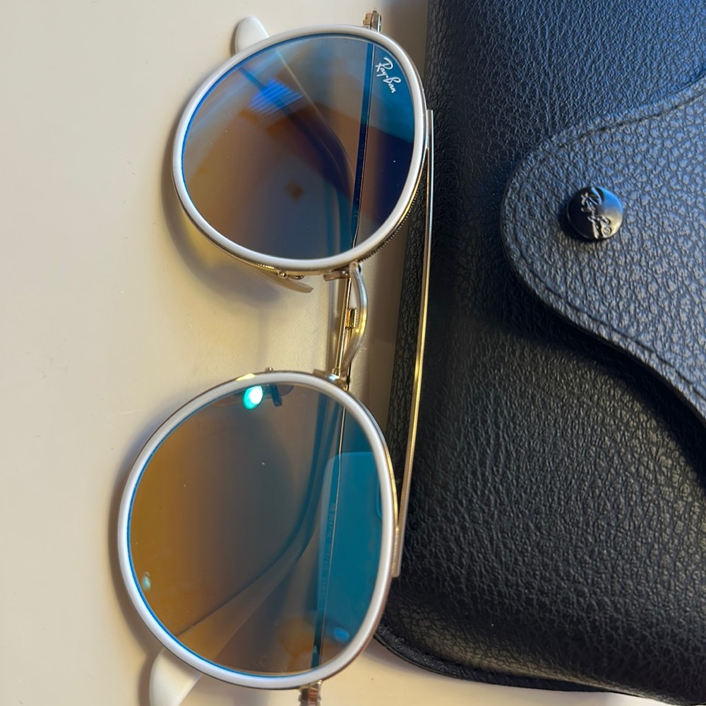 Ray ban sunglasses- Good condition